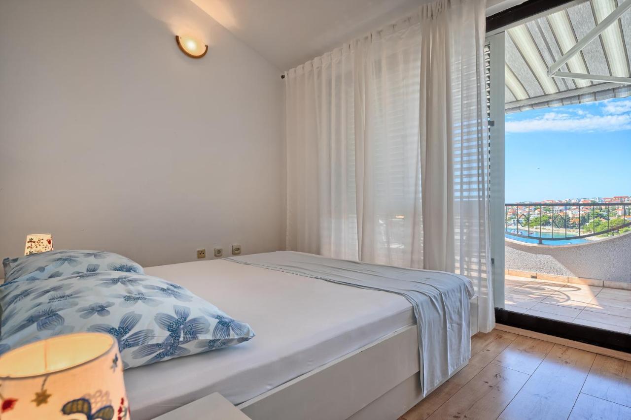 Apartmani Ticic トロギール エクステリア 写真