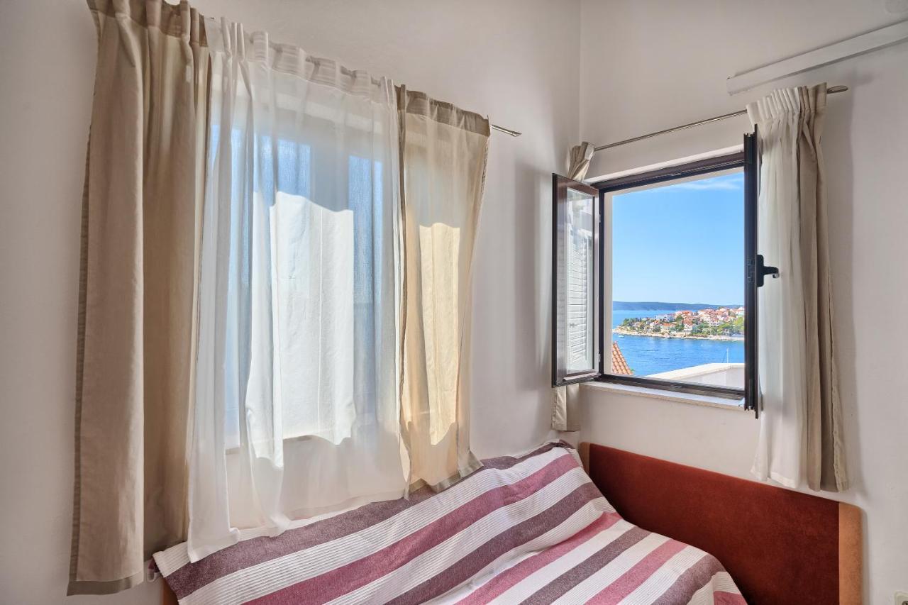 Apartmani Ticic トロギール エクステリア 写真